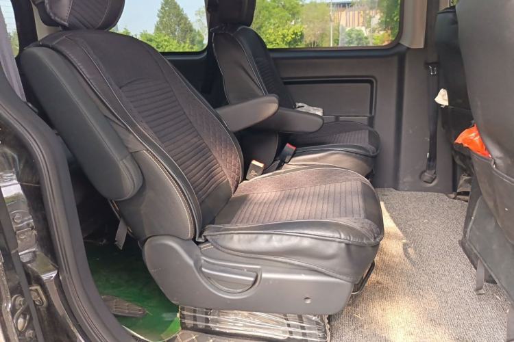 Used JAC Refine M3 2023 1.8L 7/8-Seater Smart Connectivity Version Left Rear Seat