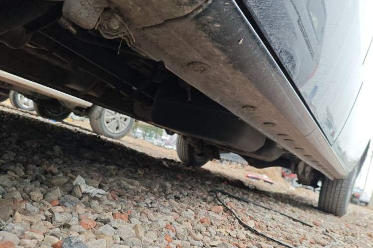 Used JAC Refine M3 2023 PLUS 1.8L 7/8-seater Elite Edition Left Side Sill