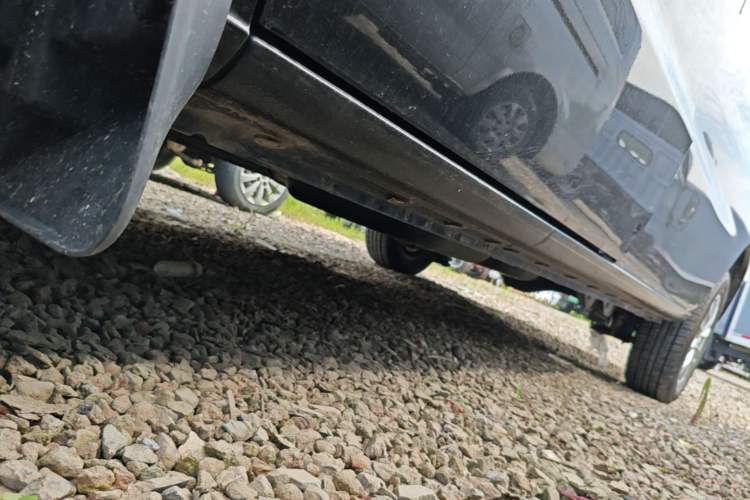 Used JAC Refine M3 2023 PLUS 1.8L 7/8-Seater Comfort Edition Left Side Sill