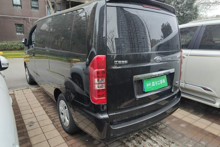 Used JAC Refine M3 2023 PLUS 1.8L 9-Seater Smart Connectivity Version Rear Left 45 Deg