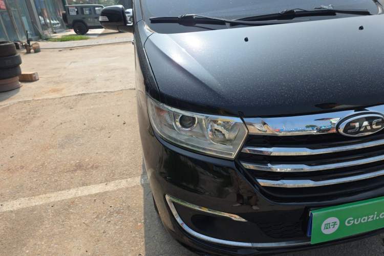 Used JAC Refine M3 2023 PLUS 1.8L 7/8-Seater Comfort Edition Right Front Headlight
