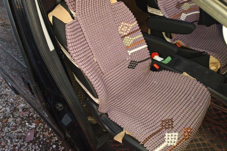 Used JAC Refine M3 2023 PLUS 1.8L 9-Seater Smart Connectivity Version Right Front Seat