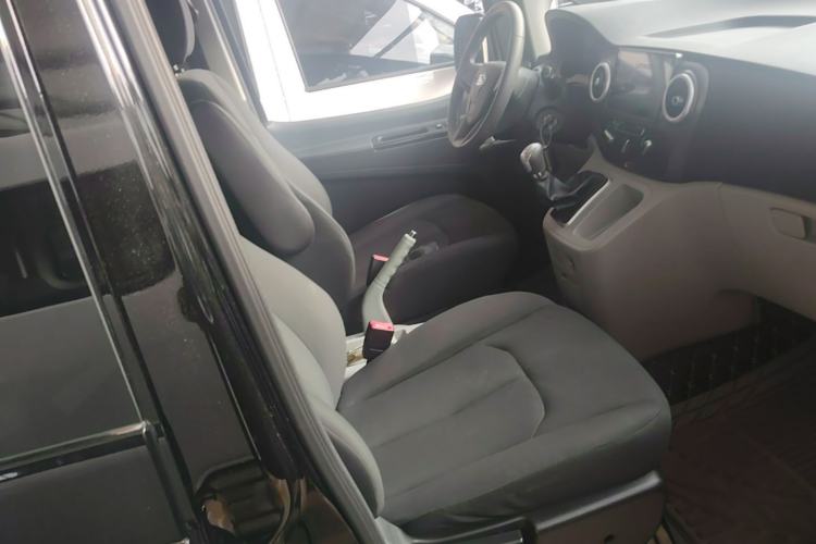 Used JAC Refine M3 2023 PLUS 1.5T 5/7-seat Classic Edition Right Front Seat