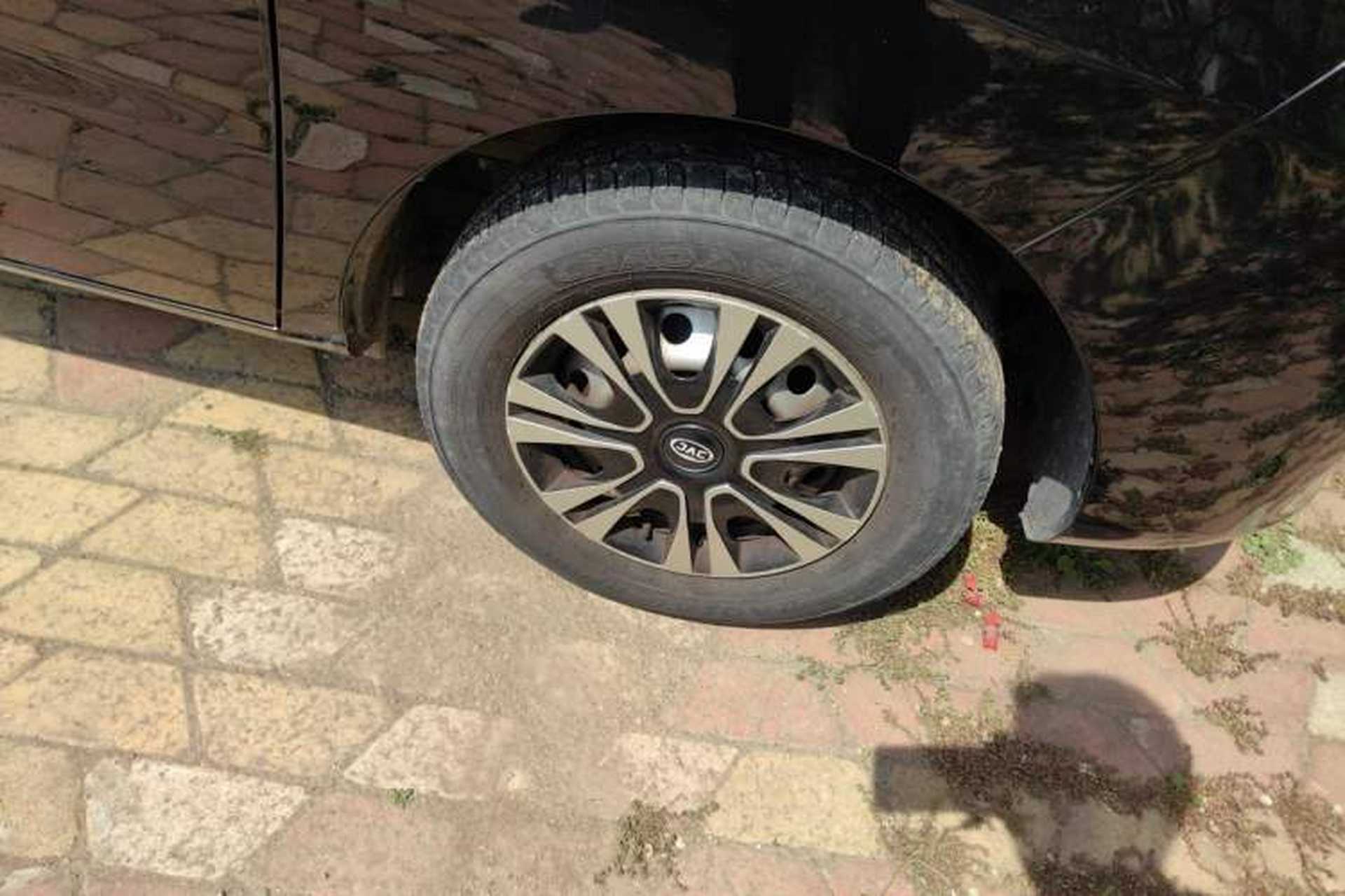 Used JAC Refine M3 2023 PLUS 1.5T 5/7-seat Classic Edition Right Front Wheel Hub