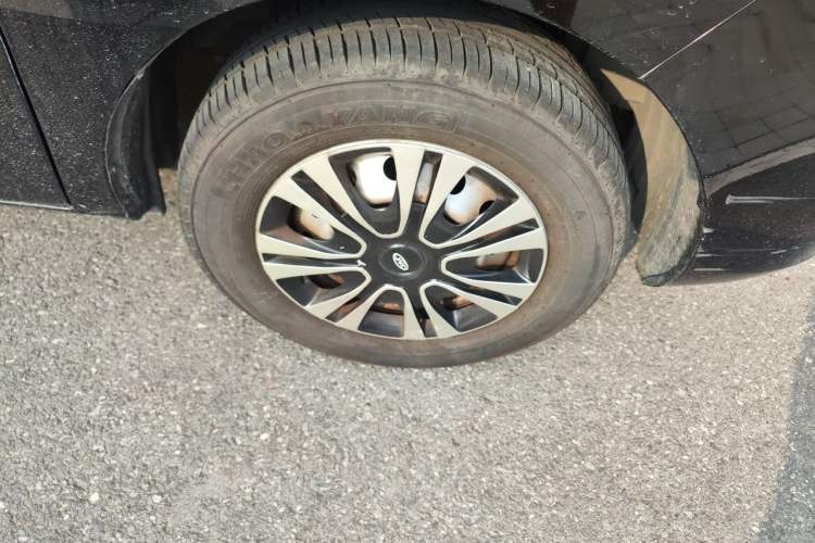 Used JAC Refine M3 2023 PLUS 1.5T 5/7-seat Classic Edition Right Front Wheel Hub