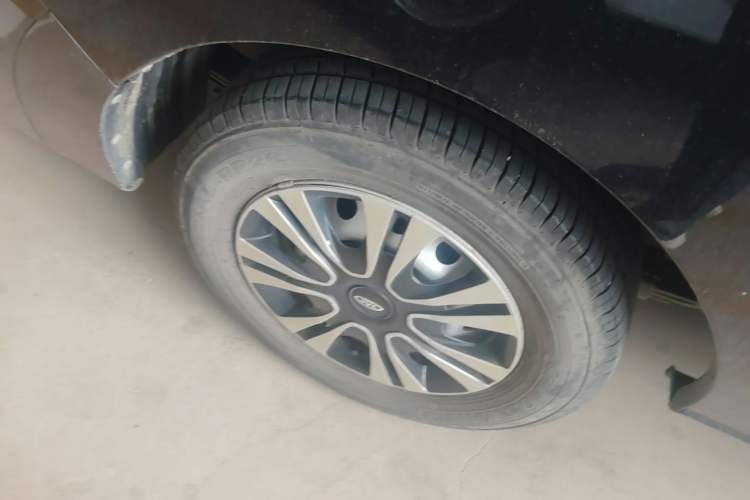 Used JAC Refine M3 2023 PLUS 1.5T 5/7-seat Classic Edition Right Rear Wheel Hub