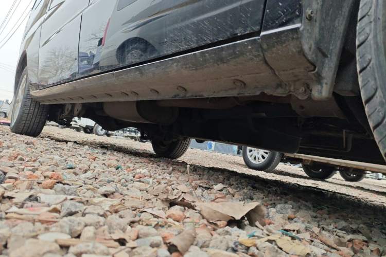 Used JAC Refine M3 2023 PLUS 1.8L 7/8-seater Elite Edition Right Side Sill