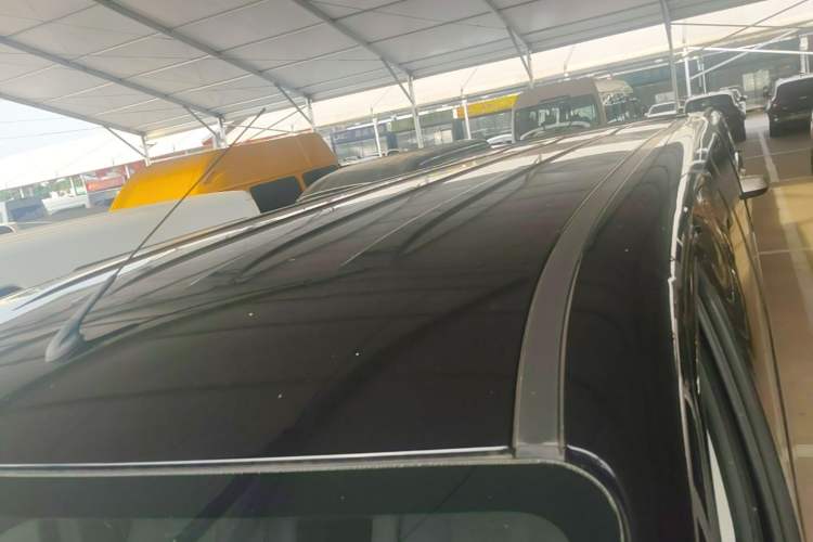 Used JAC Refine M3 2023 PLUS 1.5T 5/7-seat Classic Edition Roof