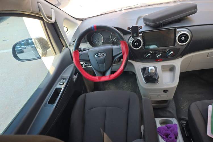 Used JAC Refine M3 2023 PLUS 1.8L 7/8-Seater Comfort Edition Steering Wheel