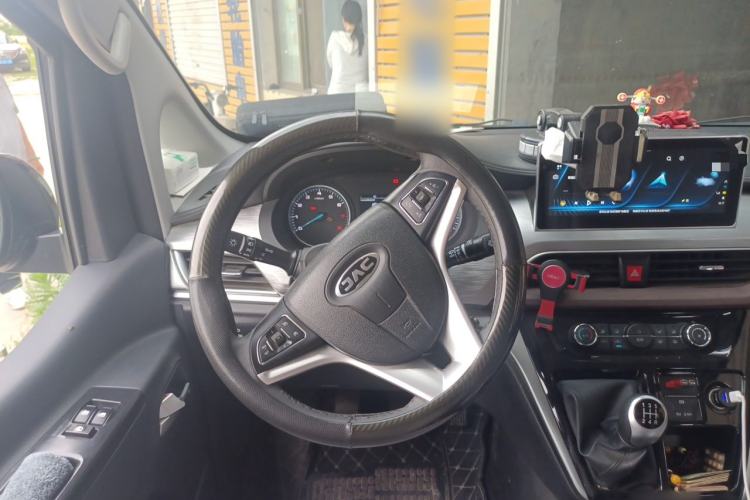 Used JAC Refine M3 2023 PLUS 1.5T 9-Seater Smart Connectivity Version Steering Wheel