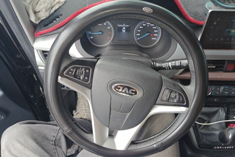 Used JAC Refine M3 2023 PLUS 1.5T 5/7-seat Classic Edition Steering Wheel
