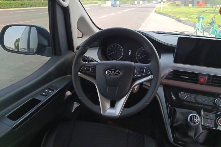 Used JAC Refine M3 2023 1.8L 7/8-Seater Smart Connectivity Version Steering Wheel