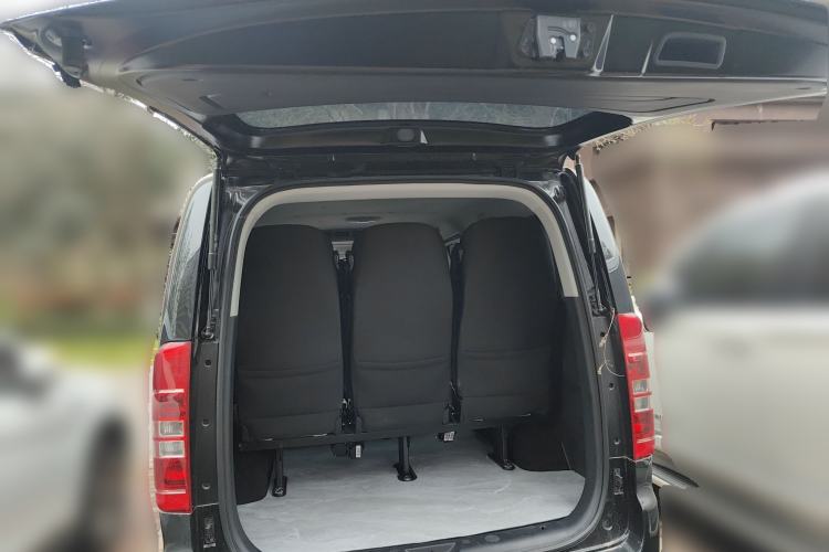 Used JAC Refine M3 2023 PLUS 1.8L 9-Seater Smart Connectivity Version Trunk
