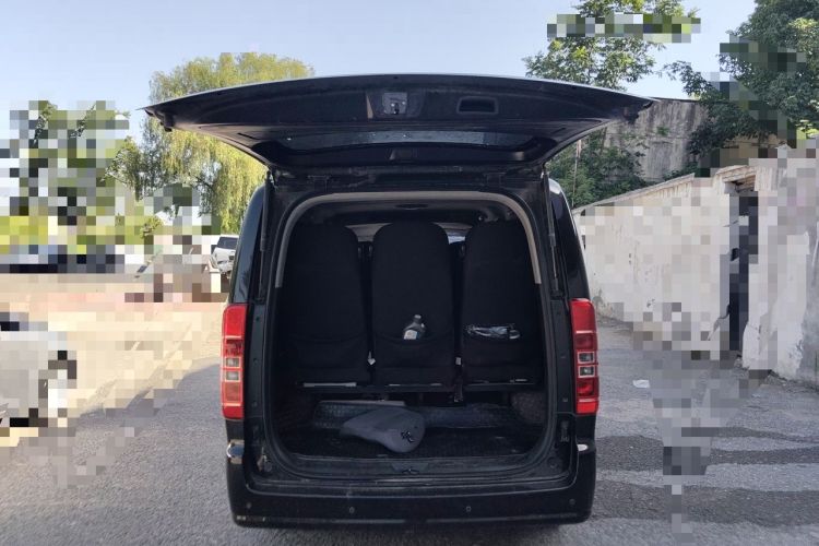 Used JAC Refine M3 2023 PLUS 1.8L 9-Seater Smart Connectivity Version Trunk
