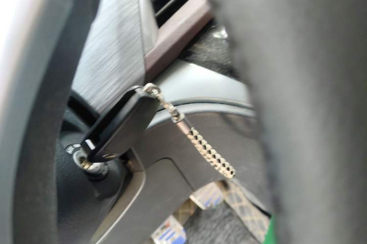 Used JAC Refine M3 2023 PLUS 1.8L 7/8-seater Smart Connectivity Version Vehicle Key