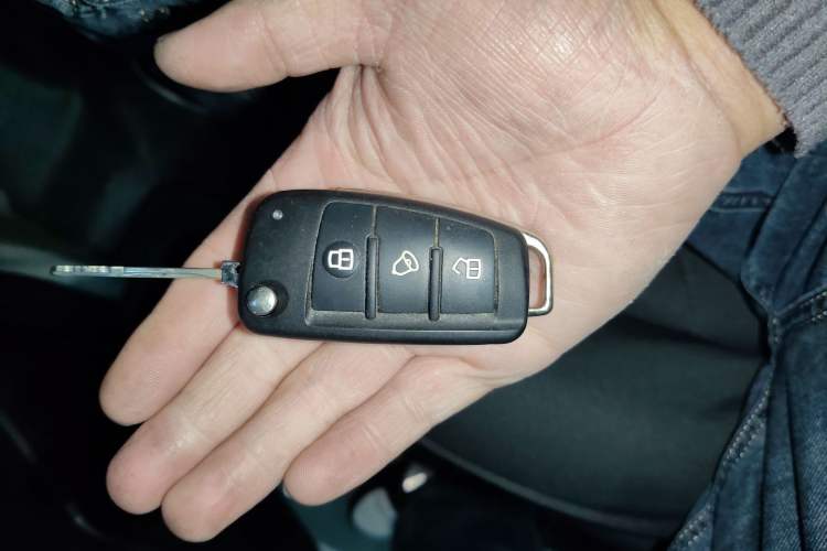 Used JAC Refine M3 2023 PLUS 1.5T 5/7-seat Classic Edition Vehicle Key