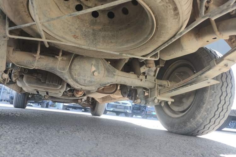 Used JAC Refine M3 2023 1.8L 5-Seater Classic Edition Chassis Rear