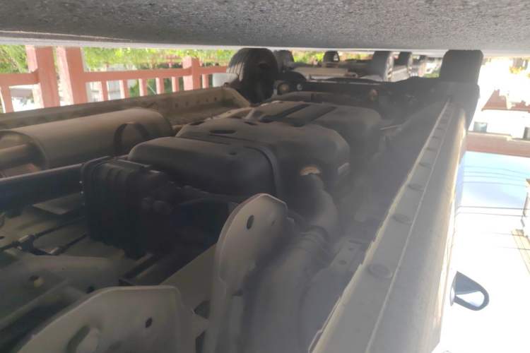 Used JAC Refine M3 2023 PLUS 1.8L 9-Seater Comfort Edition Chassis Rear Left