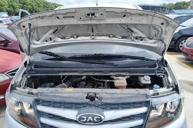 Used JAC Refine M3 2023 PLUS 1.5T 5/7-seat Classic Edition Engine Bay