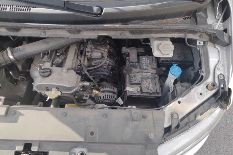 Used JAC Refine M3 2023 PLUS 1.8L 9-Seater Comfort Edition Engine Bay Left