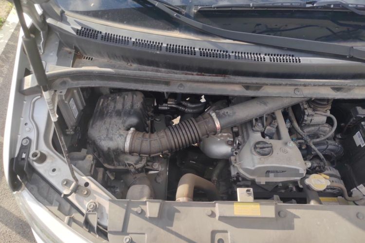 Used JAC Refine M3 2023 PLUS 1.8L 9-Seater Comfort Edition Engine Bay Right