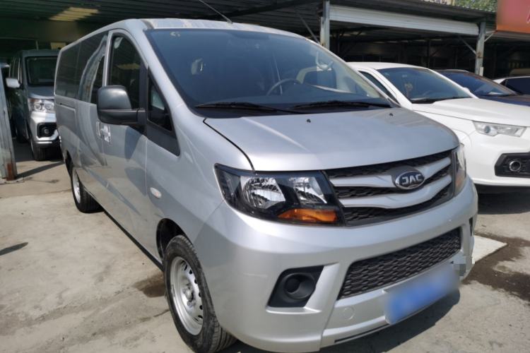 Used JAC Refine M3 2023 PLUS 1.5T 5/7-seat Classic Edition Exterior 1
