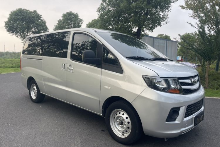 Used JAC Refine M3 2023 PLUS 1.5T 5/7-seat Classic Edition Exterior 2