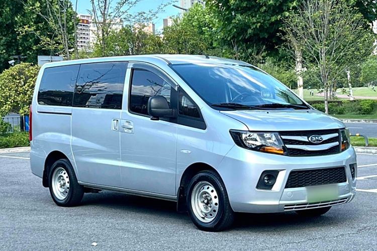 Used JAC Refine M3 2023 1.8L 5-Seater Classic Edition Exterior 2