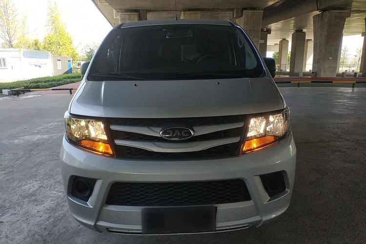 Used JAC Refine M3 2023 PLUS 1.5T 5/7-seat Classic Edition Front
