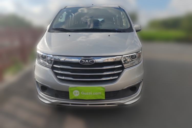 Used JAC Refine M3 2023 PLUS 1.8L 9-Seater Comfort Edition Front