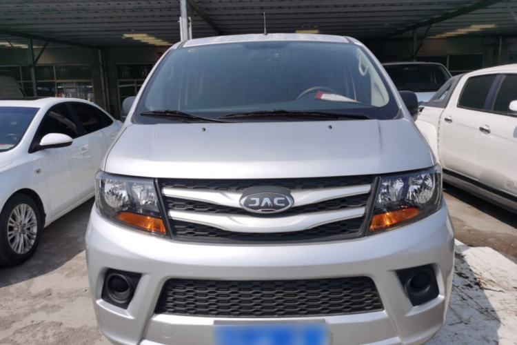 Used JAC Refine M3 2023 PLUS 1.5T 5/7-seat Classic Edition Front