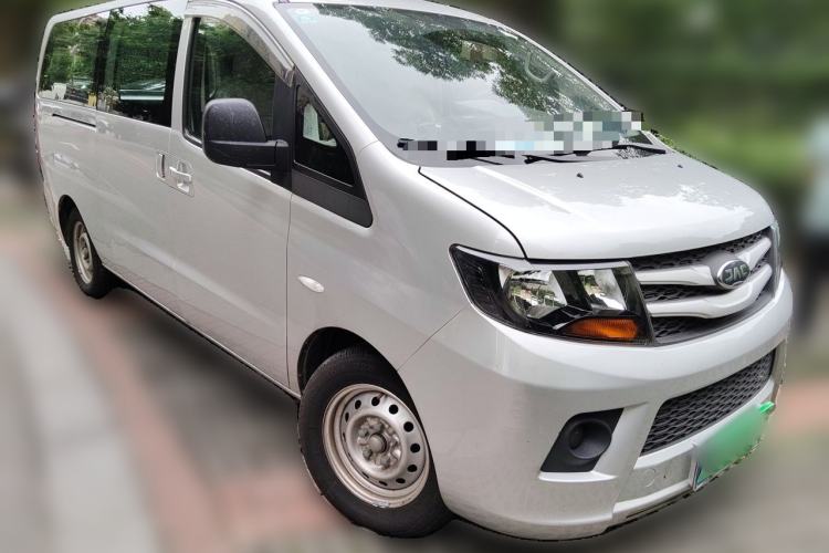 Used JAC Refine M3 2023 PLUS 1.5T 5/7-seat Classic Edition Front Right 45 Deg