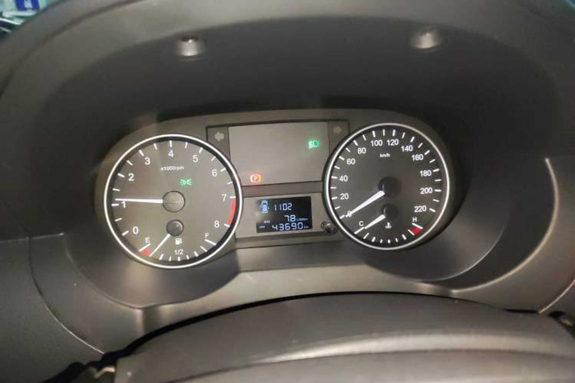 Used JAC Refine M3 2023 PLUS 1.8L 7/8-Seater Comfort Edition Instrument Cluster