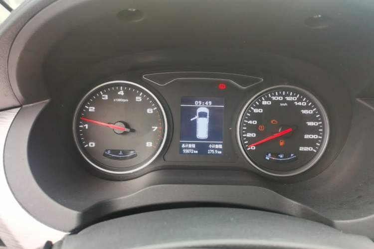 Used JAC Refine M3 2023 PLUS 1.5T 7/8-seater Smart Connectivity Version Instrument Cluster