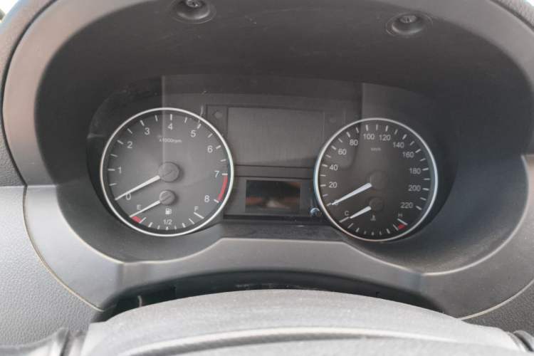 Used JAC Refine M3 2023 PLUS 1.8L 9-Seater Elite Edition Instrument Cluster