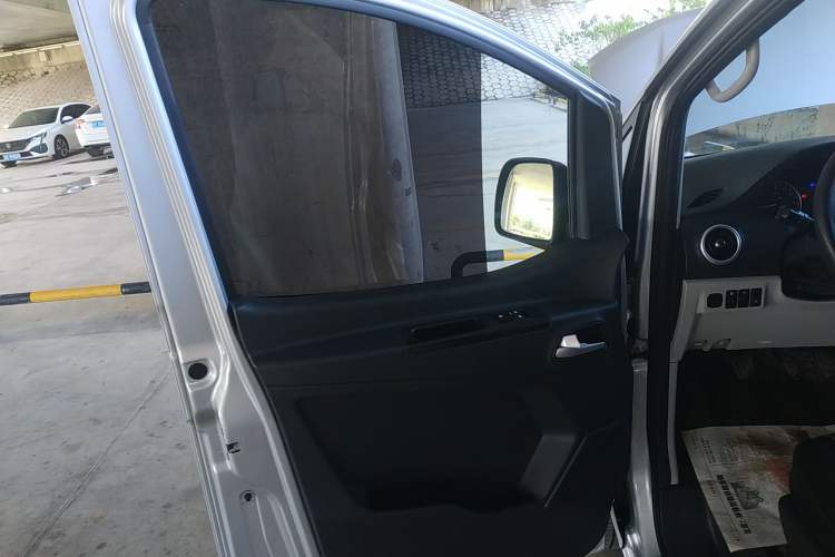 Used JAC Refine M3 2023 PLUS 1.5T 5/7-seat Classic Edition Left Front Door Interior