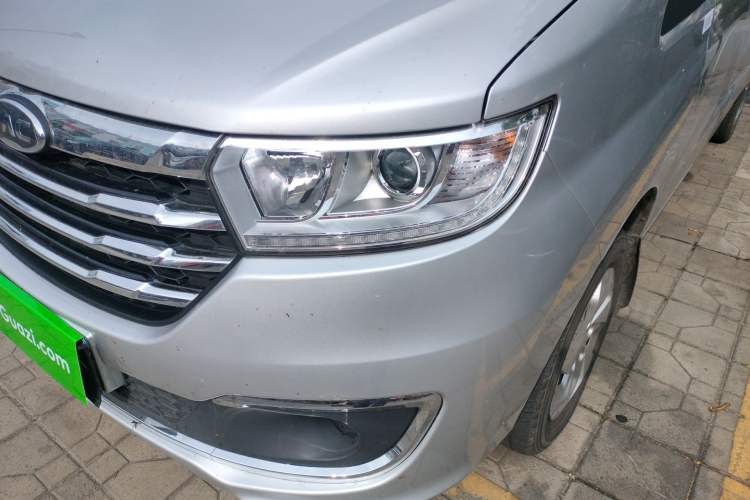 Used JAC Refine M3 2023 PLUS 1.5T 9-Seater Smart Connectivity Version Left Front Headlight