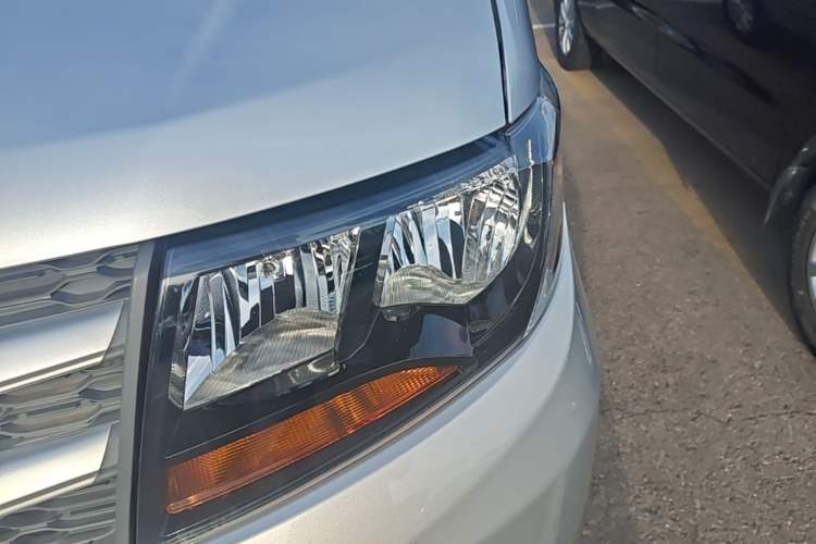 Used JAC Refine M3 2023 PLUS 1.5T 5/7-seat Classic Edition Left Front Headlight