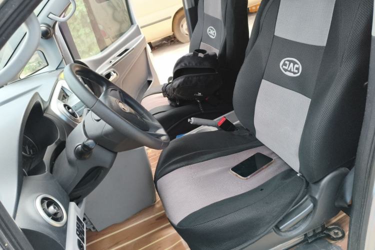 Used JAC Refine M3 2023 PLUS 1.8L 9-Seater Elite Edition Left Front Seat