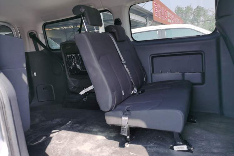 Used JAC Refine M3 2023 PLUS 1.5T 5/7-seat Classic Edition Left Rear Seat
