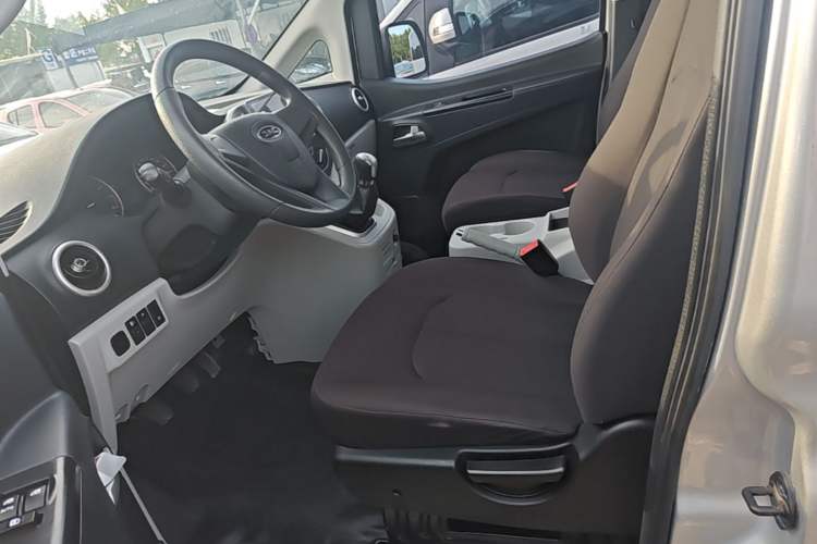 Used JAC Refine M3 2023 PLUS 1.5T 5/7-seat Classic Edition Left Rear Seat