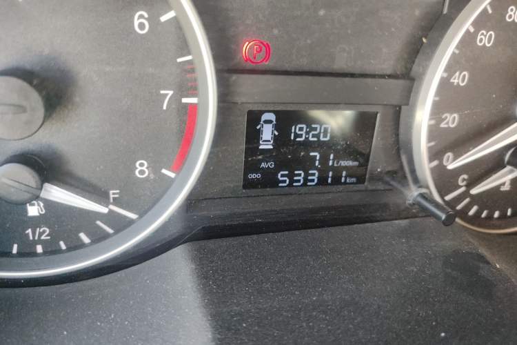 Used JAC Refine M3 2023 1.8L 5-Seater Classic Edition Odometer Close Up