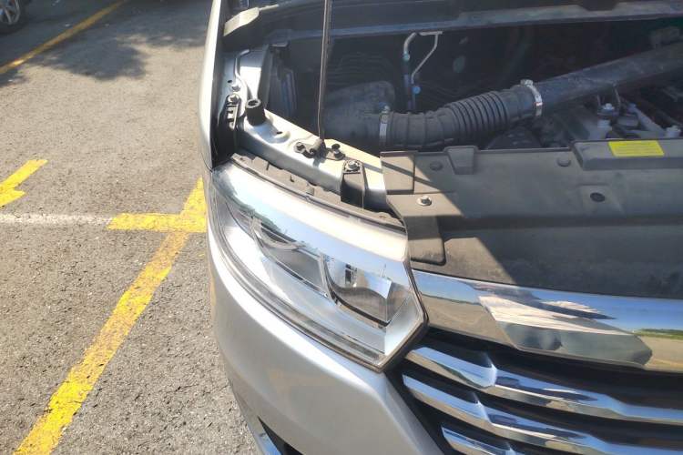 Used JAC Refine M3 2023 1.8L 7/8-Seater Smart Connectivity Version Right Front Headlight