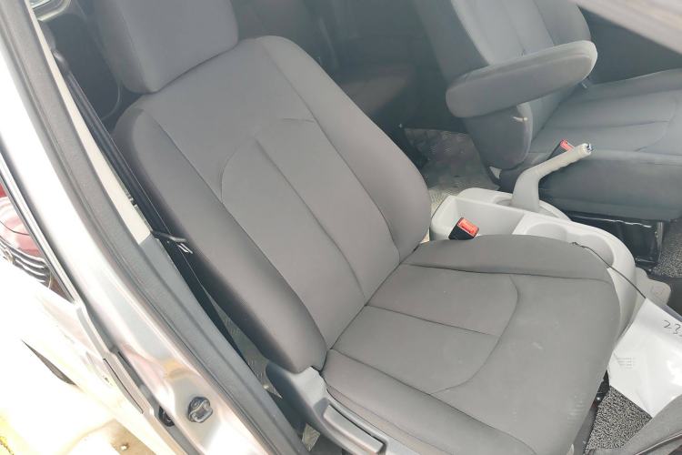 Used JAC Refine M3 2023 PLUS 1.5T 5/7-seat Classic Edition Right Front Seat