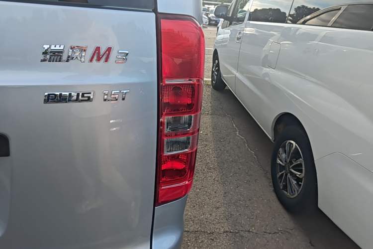 Used JAC Refine M3 2023 PLUS 1.5T 5/7-seat Classic Edition Right Rear Taillight