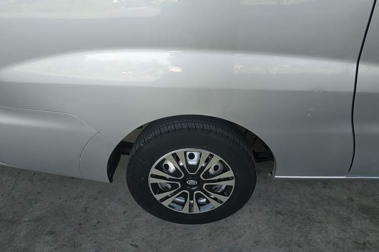 Used JAC Refine M3 2023 PLUS 1.5T 5/7-seat Classic Edition Right Rear Wheel Hub