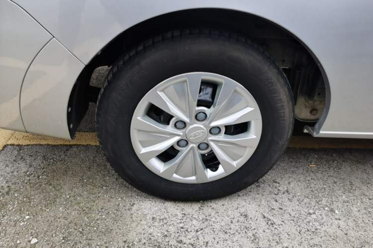 Used JAC Refine M3 2023 PLUS 1.5T 7/8-seater Smart Connectivity Version Right Rear Wheel Hub