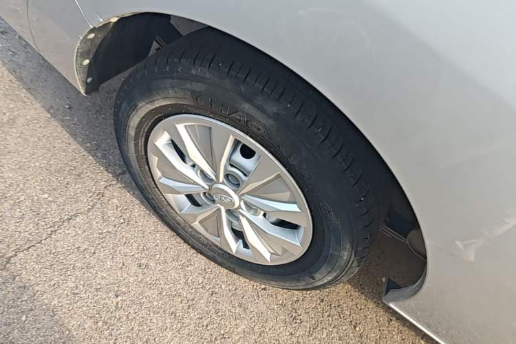 Used JAC Refine M3 2023 PLUS 1.5T 5/7-seat Classic Edition Right Rear Wheel Hub