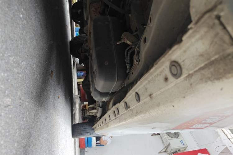 Used JAC Refine M3 2023 PLUS 1.5T 5/7-seat Classic Edition Chassis Front Left