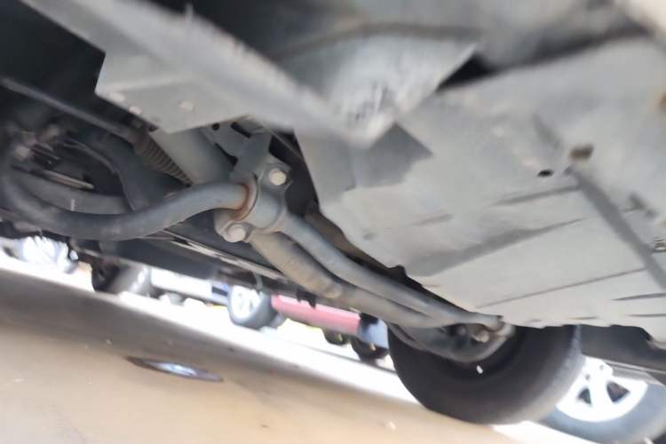 Used JAC Refine M3 2023 PLUS 1.8L 7/8-seater Smart Connectivity Version Chassis Front Right